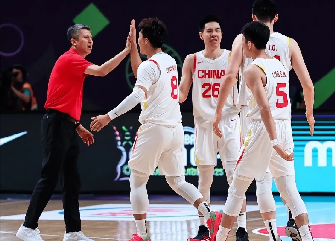 lol 更新补丁-包含集结日CBA常规赛焦点战，山东男篮官宣签约，气氛紧张，临场指挥获称赞的词条