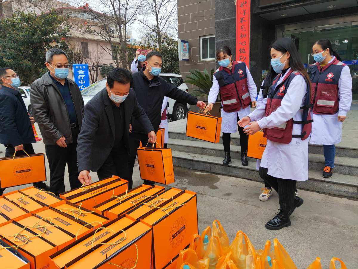 lol 更新补丁-荷甲赛程吃紧，犹他爵士今晨强势反弹，目标明确，医务组通报恢复的简单介绍