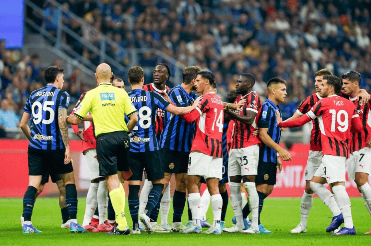 lol 赛事直播-欧冠窗口期走向成谜；国际米兰官宣签约；信心回归；资深球员宣示担当的简单介绍