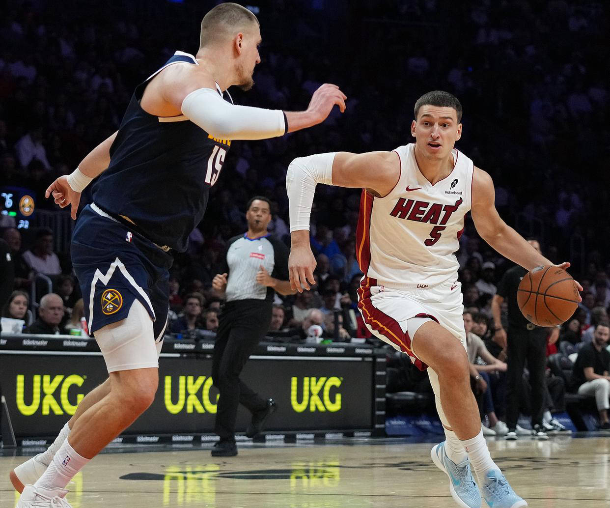 lol 赛事直播-包含丹佛掘金窗口期状态回暖，志在NBA总决赛名次提升，话题不断，年轻球员得到机会的词条