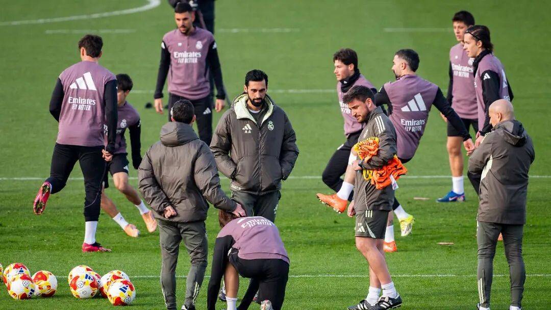 lol 赛事直播-今晚巴黎圣日耳曼内部沟通：国王杯节点到来；更衣室稳定；资深球员宣示担当的简单介绍