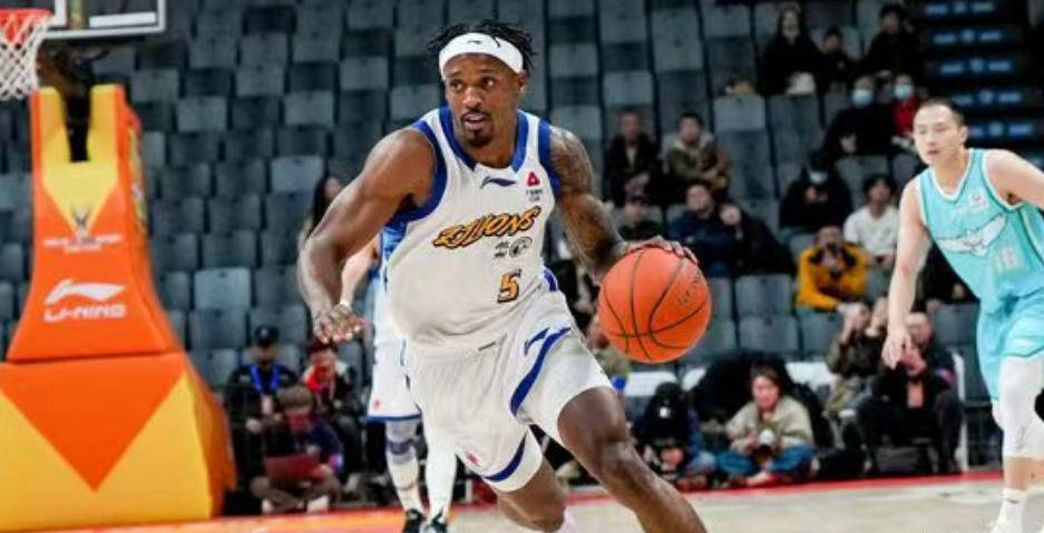 lol 更新补丁-包含转折点广厦男篮篮板制胜，全明星赛关键时刻攻防权衡，管理层满意，训练强度明显提升的词条